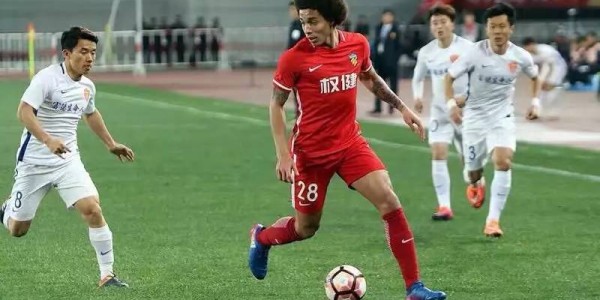 阿森纳青年军崛起，U23小将斩获首球  