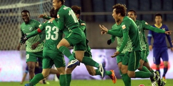  国米铁卫红牌送点，关键战痛失好局  