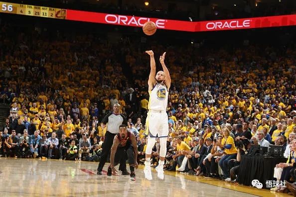 NBA,库里三分绝杀雷霆,勇士终结对手11连胜登顶西部引热议